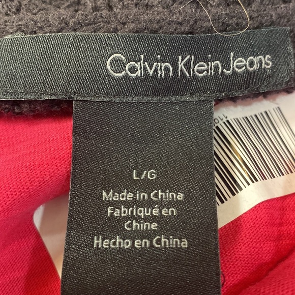 Calvin Klein V Neck Sweater size Large EUC - Picture 10 of 10